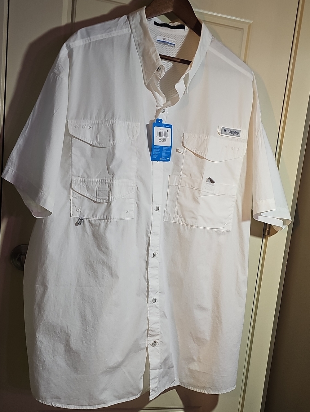 Columbia Men’s Short-Sleeve Button-Down Shirt — White